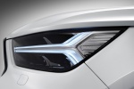 2019 Volvo XC40 T5 R-Design AWD Headlight